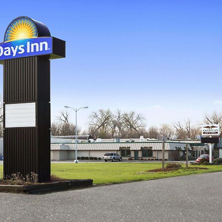 Days Inn By Wyndham Rock Falls Εξωτερικό φωτογραφία